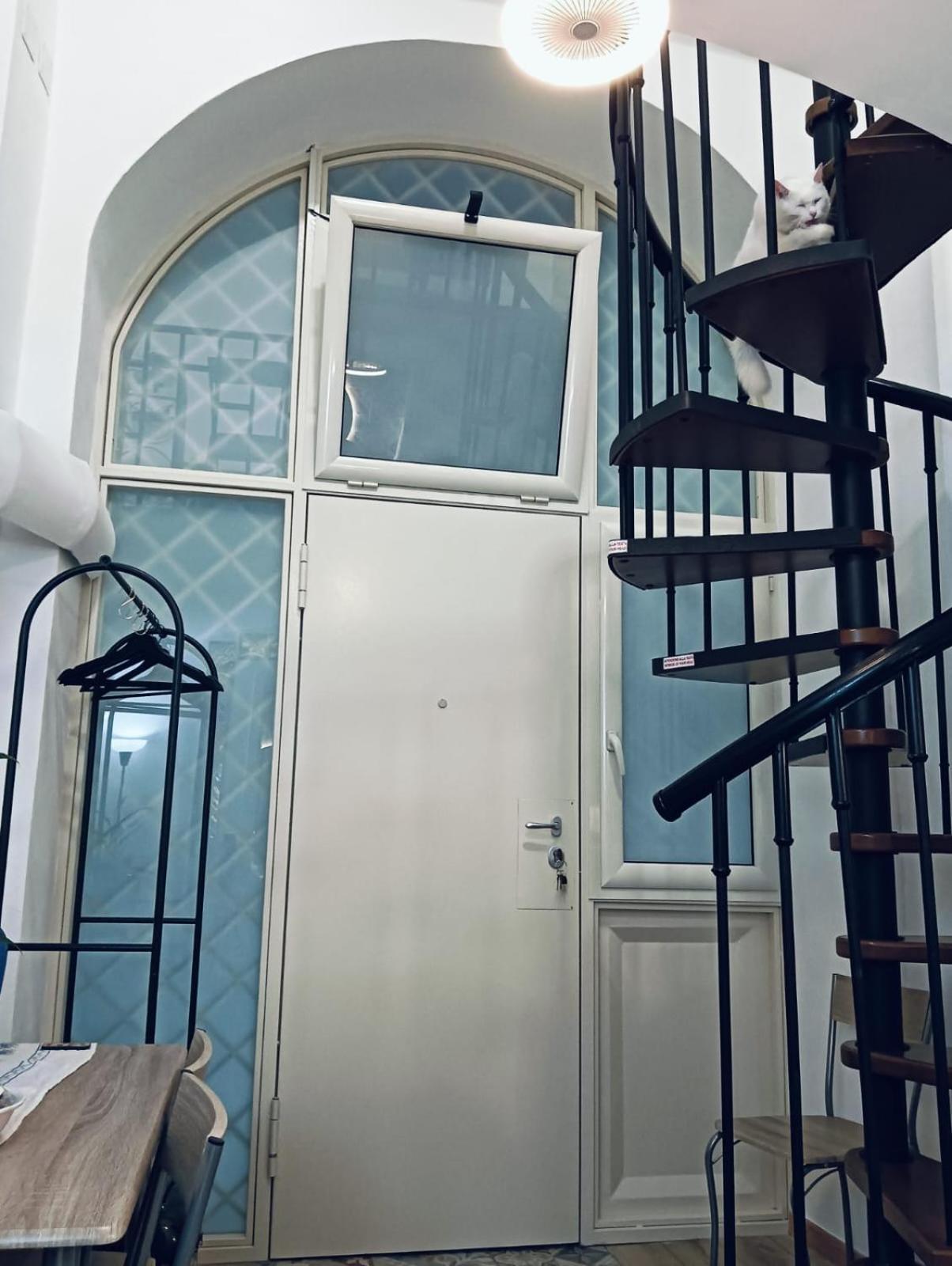The White Cat Villa เนเปิลส์ ภายนอก รูปภาพ